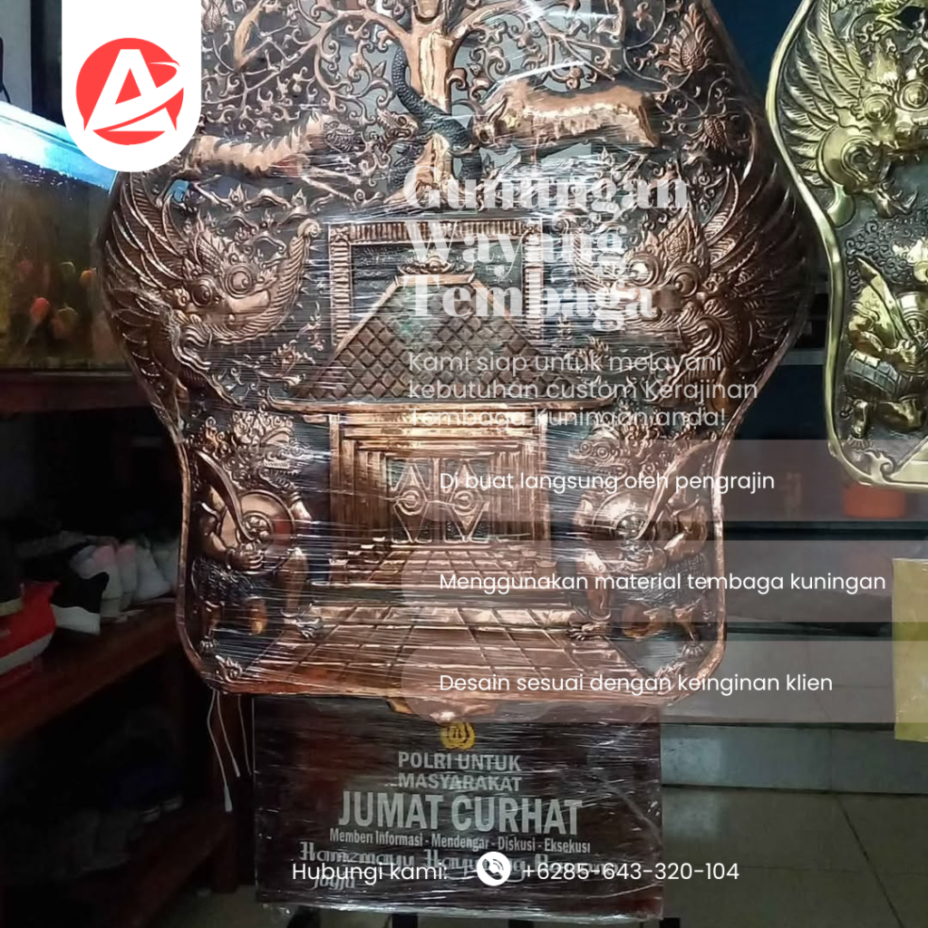 Gunungan wayang tembaga Kuningan 
